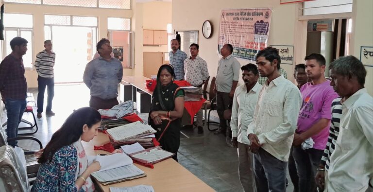 राष्ट्रीय लोक अदालत के सफल क्रियान्वयन हेतु आयोजित किया डोर स्टेप प्री-काउन्सलिंग कैम्प