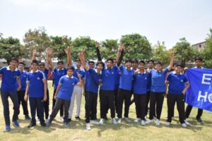 तीन दिवसीय इंटर हाउस क्रिकेट टूर्नामेंट का शुभारंभ