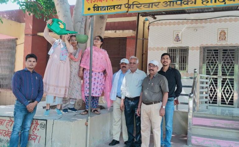 बालिका विद्यालय धौलपुर ने शुरू किया परिंडा बांधो महाअभियान