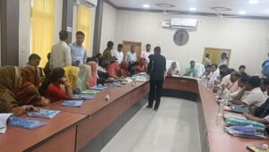 कौनेसा गांव श्मशान घाट " तक आम रास्ता खुलवाने को डीएम ने दिए निर्देश