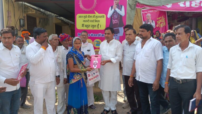 विधायक गिर्राज सिंह मलिंगा ने किया महंगाई राहत कैंप का निरीक्षण