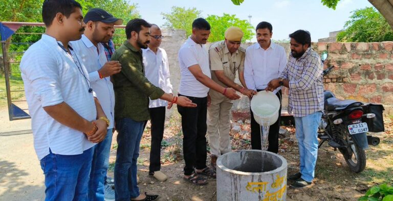 बेजुबान जल पात्र एवम पर्यावरण बचाओ महाअभियान की शुरुआत