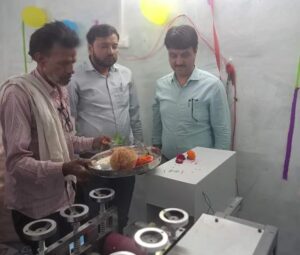 स्वयं सहायता समूह की महिलाओं ने की सैनेटरी नेपकिन यूनिट की स्थापना