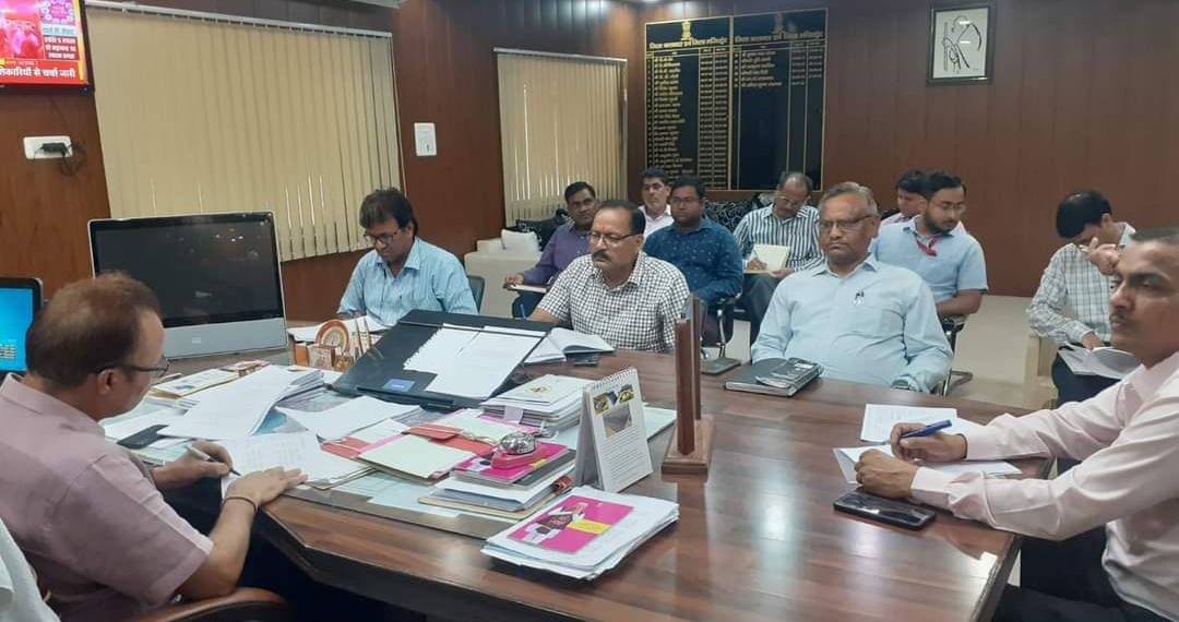 इंदिरा गांधी गैस सिलेंडर सब्सिडी योजना के लाभार्थी उत्सव की तैयारी के संबंध में बैठक आयेजित