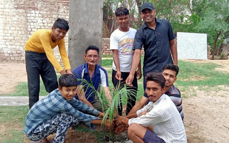 राजस्थान शिक्षक संघ एकीकृत लगाएगा दस हजार पौधे
