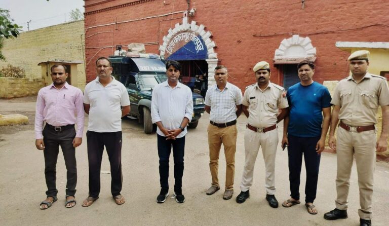 Divisional in-charge reached the strike of jail guards