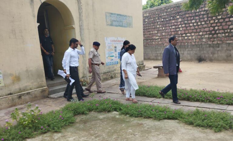 जिला एवं सेशन न्यायाधीश सतीश चंद्र ने किया जिला कारागृह का निरीक्षण