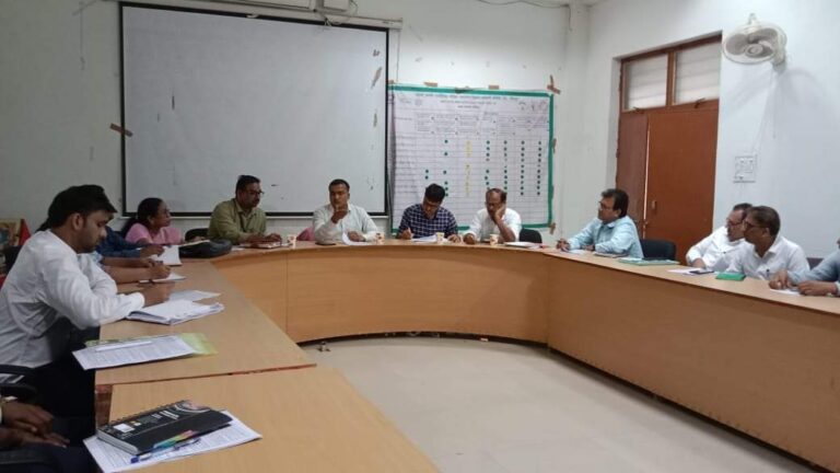 मतदाता जागरूकता को लेकर बैठक आयोजित