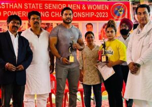 राज्य स्तरीय पावरलिफ्टिंग प्रतियोगिता में आकाश शर्मा बने स्ट्रांग मैन