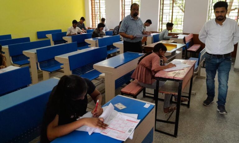 जवाहर नवोदय विद्यालय कक्षा ग्यारहवीं की परीक्षा शांतिपूर्वक सम्पन्न