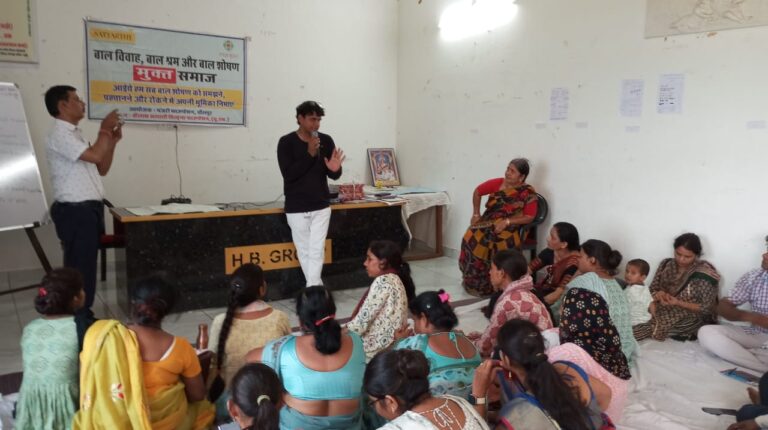 बच्चों की जीवन में विद्यालय एवं शिक्षक की अहम भूमिका