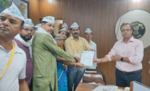 आम आदमी पार्टी ने मणिपुर में राष्ट्रपति शासन की मांग