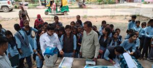 मतदाता जागरूकता अभियान : बालिकाओं ने डाले वोट,मतदान प्रक्रिया को जानकर हुईं उत्साहित