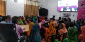 डीजी पे सखी से देश में सर्वाधिक मनी ट्रांजेक्शन करने पर राजीविका नेहा शर्मा को सीएम गहलोत ने किया सम्मानित