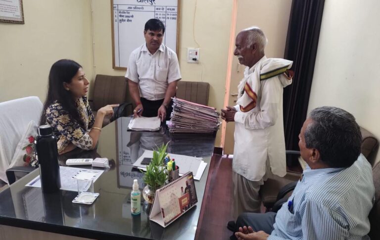 राष्ट्रीय लोक अदालत” के सफल क्रियान्वयन हेतु एडीआर धौलपुर में हुआ डोर स्टेप प्री-काउन्सलिंग शिविर का आयोजन