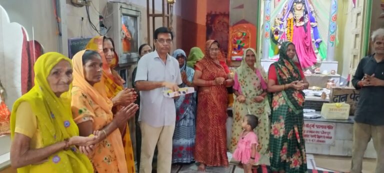 चंद्रयान 3 की सफल लैंडिंग के लिए जिलेवासियों ने की प्रार्थना, एक दूसरे को बधाई देकरकिया शुक्रिया अदा