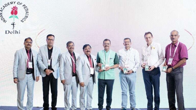 शिशु रोग विशेषज्ञ डॉ. निखिल अग्रवाल ने उत्तर भारत का शिशु रोग विशेषज्ञ सम्मेलन में लिया भाग