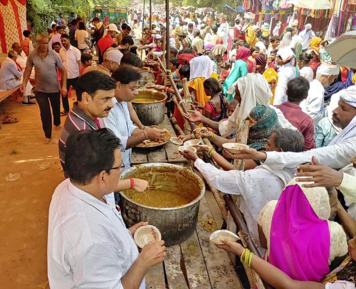 मचकुंड मेले में लगाई लाखों श्रद्धालुओं ने आस्था की डुबकी