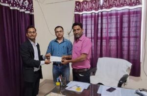 सारांश अग्रवाल को राज्य सरकार द्वारा किया सम्मानित