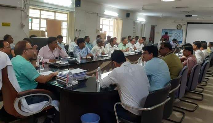 जिला निर्वाचन अधिकारी ने ली सभी चुनाव प्रकोष्ठ प्रभारियों की बैठक