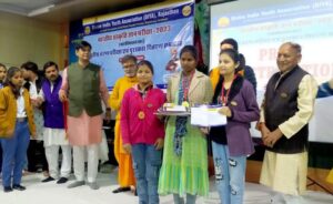 शिक्षा के साथ-साथ संस्कार भी आवश्यक -सक्सेना