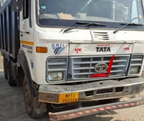 धौलपुर: परिवहन विभाग का 'ऑपरेशन कैच' शुरू, टैक्स चोरी करने वाले 2 दर्जन भारी वाहन सीज, 16 लाख की वसूली