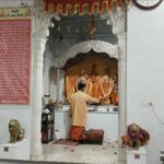 बाड़ी नवदुर्गा महोत्सव: 3रे दिन स्थानीय कलाकारों ने बिखेरे रंग, SHO देवेंद्र शर्मा के क्लासिकल गीत ने बांधी समां