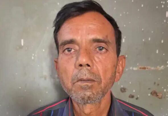 1 ऐतिहासिक कामयाबी: बाड़ी पुलिस का खौफनाक प्रहार, 17 साल से फरार 5 हजार का इनामी लुटेरा एमपी के मुरैना से शानदार तरीके से गिरफ्तार