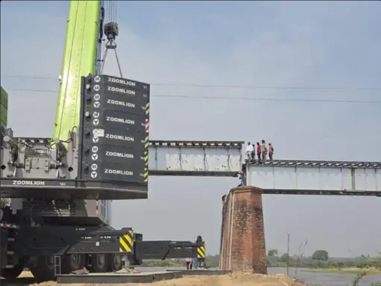 काली नदी पुल पर 10 स्पानों की रीगर्डरिंग का कार्य सफल: शिकोहाबाद-फर्रुखाबाद रेल खंड पर अब सरपट दौड़ेंगी ट्रेनें