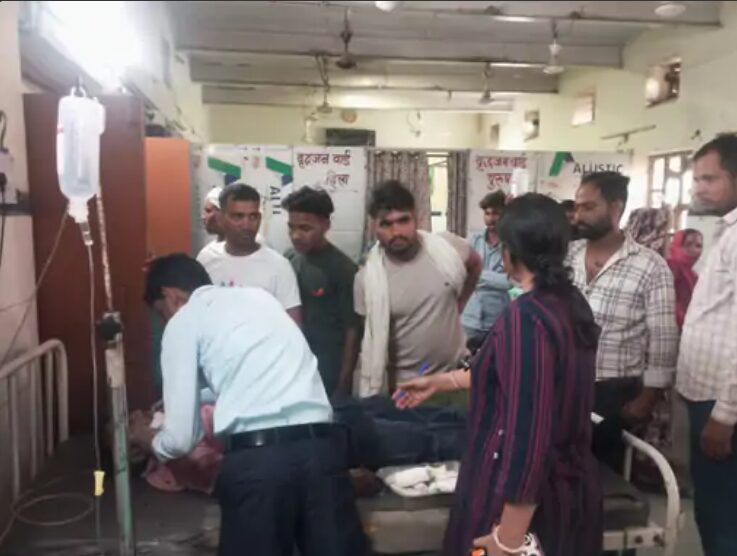 1 दर्दनाक हादसा: बाड़ी के रिंग रोड पर दो बाइकों की खौफनाक आमने-सामने की भिड़ंत, खुशियों के बीच पसरा मातम, 4 लोग गंभीर घायल