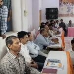 1 ऐतिहासिक चौपाल: 'स्मार्ट विलेज' धनोरा में बीती रात लगा जनता दरबार, मंत्री जवाहर सिंह बेढम और कलेक्टर ने सुनीं कड़वी सच्चाइयां, स्कूल भवन पर दिया सख्त निर्देश